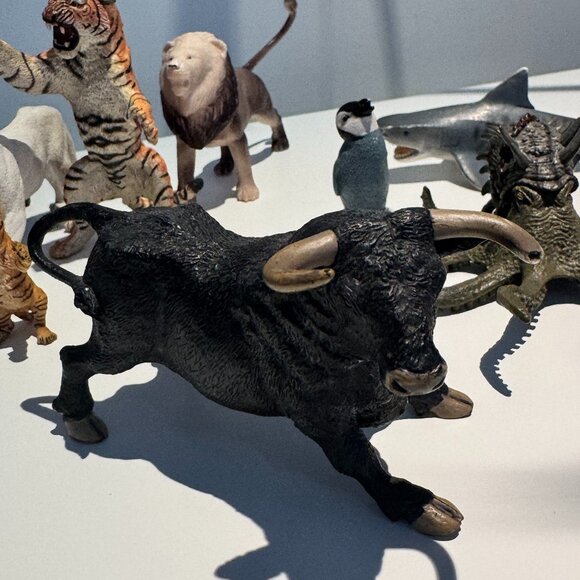 Safari Wild Animal Figurine Set – Lot of 10 - Picture 4 of 8